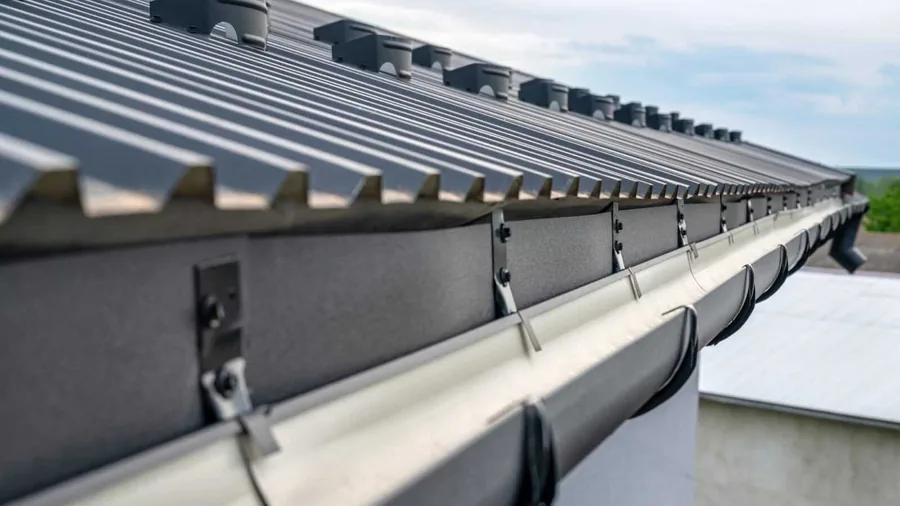 New steel roofing and gutter line installed by My Homes Construct Ltd in North Shore Auckland
