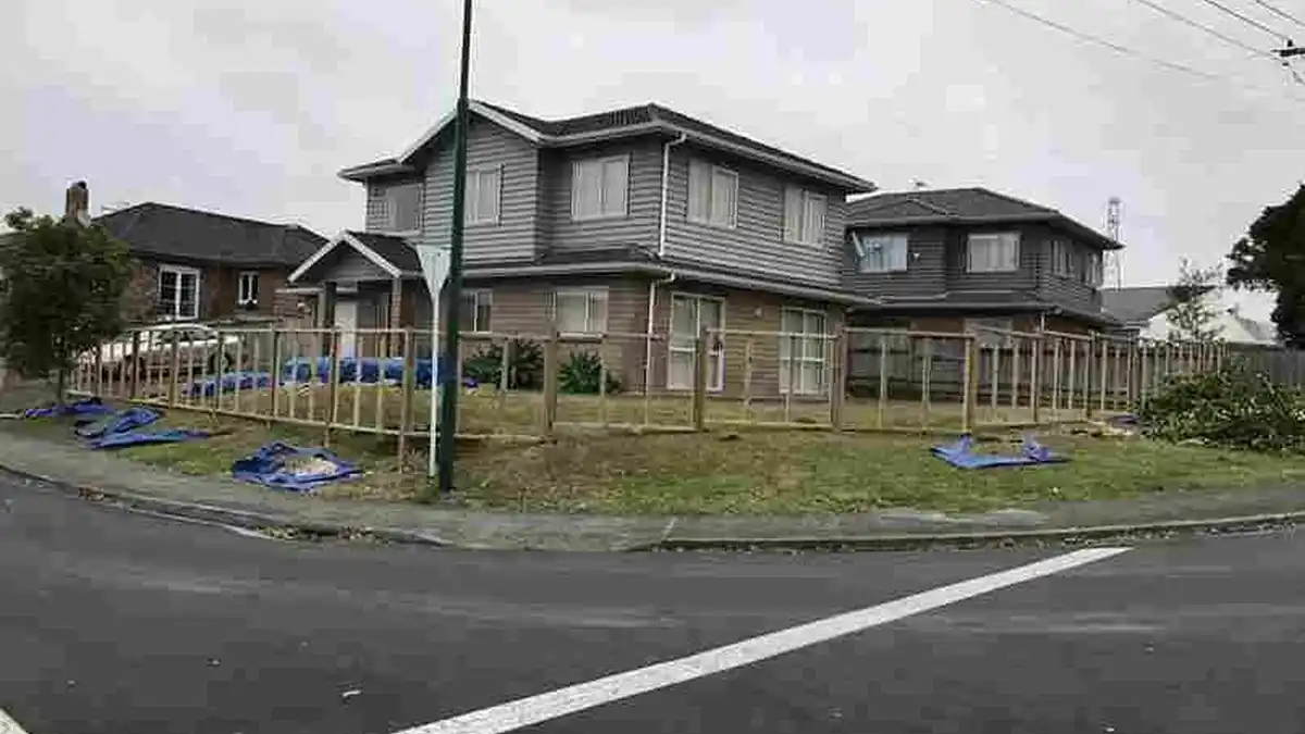 Why choose My Homes Construct Ltd for Decking and Fencing Services In Auckland — My Homes Construct Ltd Auckland
