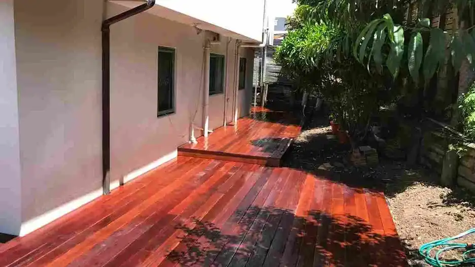 Deck Maintenance Tips in Auckland_08_07_01 (2)