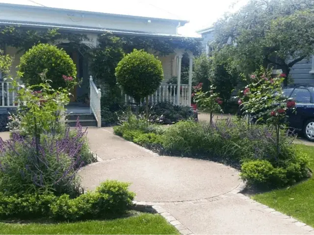 Garden landscaping work on a residential property, Auckland Garden landscaping work on a residential property completed for an Auckland home by My Homes Construct Ltd