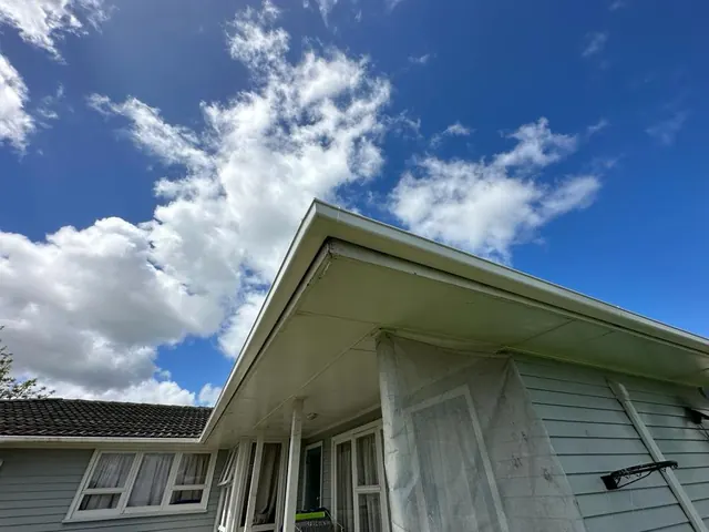 New gutter replacement and installation, Auckland New gutter replacement and installation in progress on an Auckland property