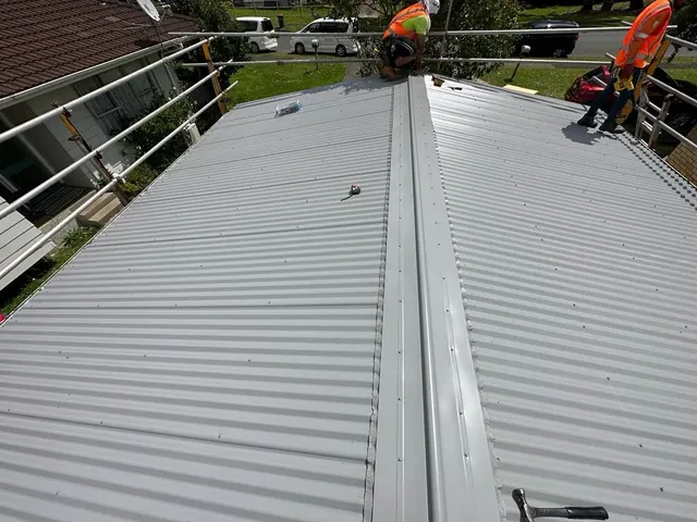 Garage and carport roof build and replacement, Auckland Garage and carport roof build and replacement completed for an Auckland home by My Homes Construct Ltd
