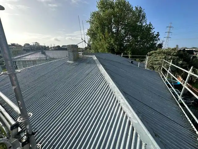 Full house re-roofing with new metal roof, Auckland Full house re-roofing with new metal roof completed for an Auckland home by My Homes Construct Ltd