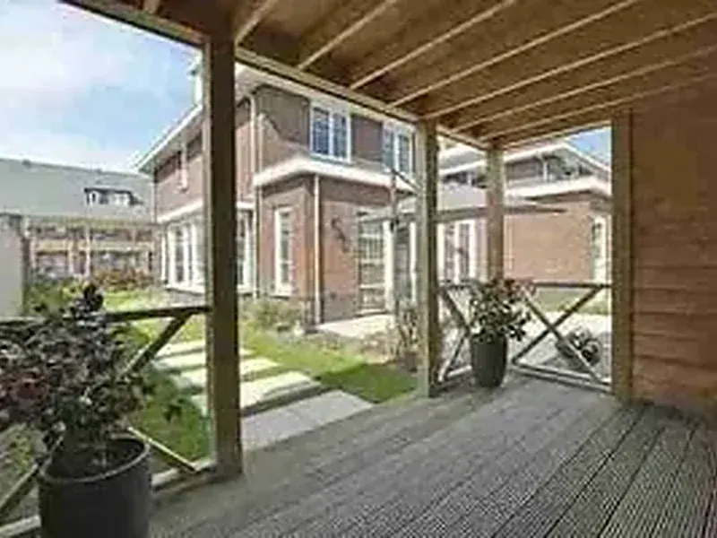 Custom timber pergola and deck build in Auckland by My Homes Construct Ltd